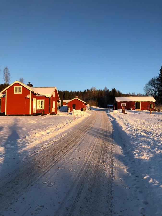 Trevlig Stuga Naera Hovfjaellet Torsby Exterior photo